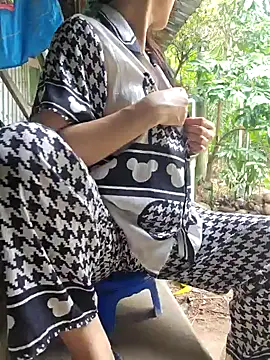 Suri amabel online show from 2, 12, 2024