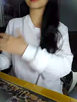 Suri amabel online show from 23, 12, 2024