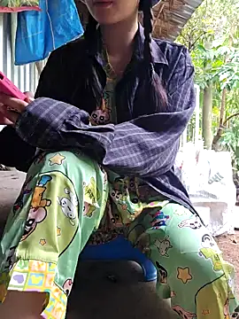 Suri amabel online show from 1, 1, 2025