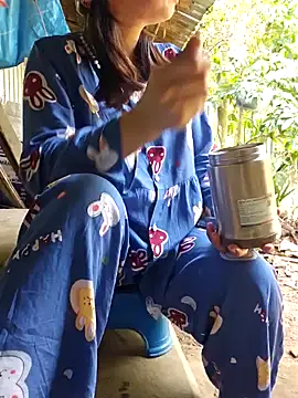 Suri amabel online show from 13, 2, 2025