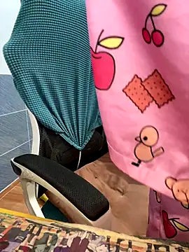 Suri amabel online show from 13, 9, 2025