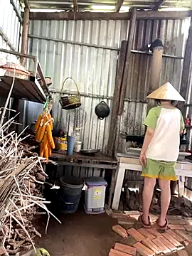 Suri amabel online show from 5, 10, 2025