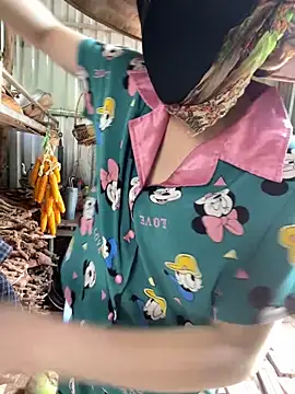 Suri amabel online show from 6, 10, 2025