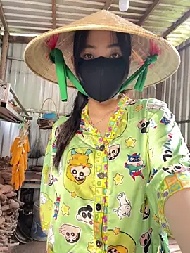 Suri amabel online show from 24, 10, 2025