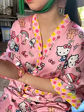 Suri amabel online show from 27, 10, 2025