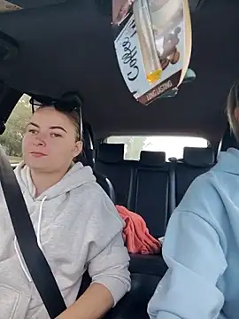 Snapshot of ElenaMaeer chatting on 28, 9, 2025 ElenaMaeer online show from 28, 9, 2025