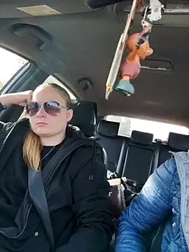 Snapshot of ElenaMaeer chatting on 6, 10, 2025 ElenaMaeer online show from 6, 10, 2025