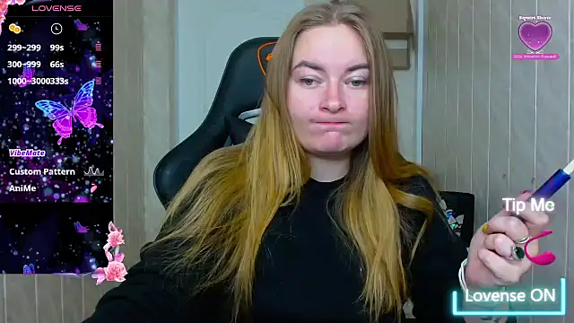 Snapshot of ElenaMaeer chatting on 14, 10, 2025 ElenaMaeer online show from 14, 10, 2025