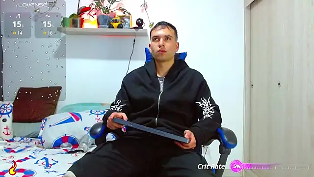 Snapshot of dorian_h_ chatting on 21, 10, 2025 dorian h  online show from 21, 10, 2025