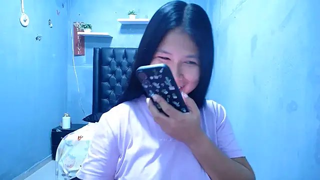 Letty Plugxo online show from 12, 6, 2026