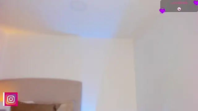 Snapshot of Ammy_xx chatting on 10, 10, 2025 Ammy xx online show from 10, 10, 2025