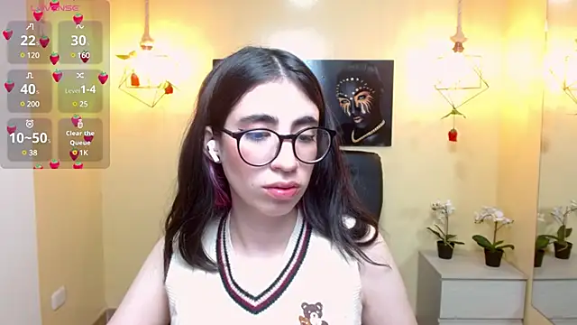 LenaRoses online show from 1, 3, 2025