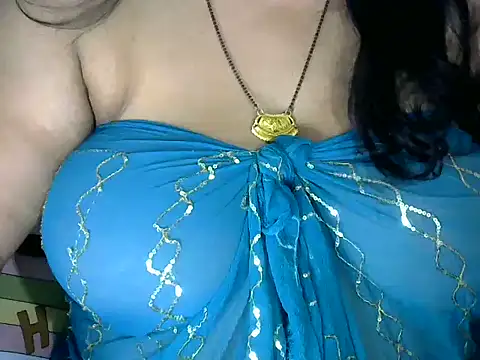 Snapshot of dramebaz_queen chatting on 18, 11, 2025 dramebaz queen online show from 18, 11, 2025