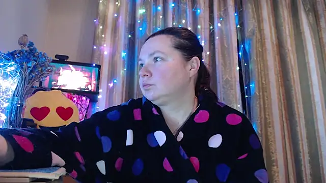 amorelara online show from 12, 2, 2026