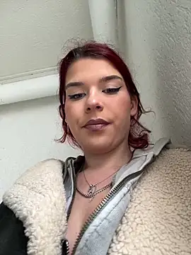 Snapshot of RiriRoseey chatting on 28, 3, 2026 RiriRoseey online show from 28, 3, 2026