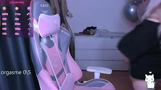 Snapshot of miray_kuriyama123 chatting on 10, 2, 2026 miray kuriyama123 online show from 10, 2, 2026