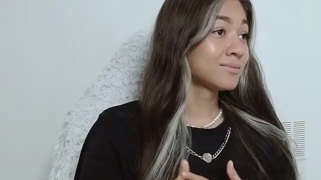 hantonella  online show from 10, 11, 2025