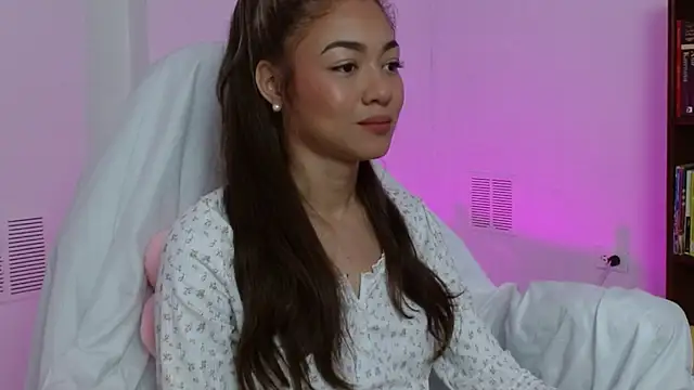 hantonella  online show from 20, 11, 2025