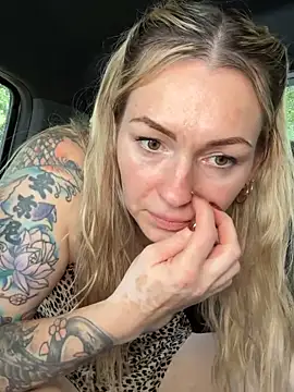 MaggieMayI89 online show from 25, 5, 2026