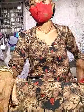 Snapshot of Anushka_Ji chatting on 17, 6, 2026 Anushka Ji online show from 17, 6, 2026