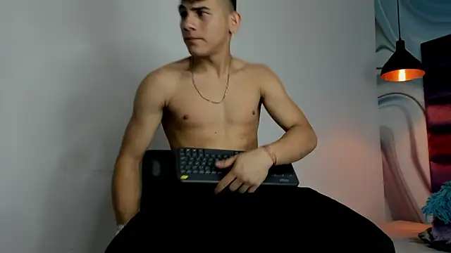 andrew rose  online show from 22, 12, 2024