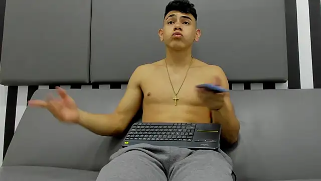 andrew rose  online show from 29, 1, 2025