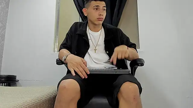 andrew rose  online show from 19, 3, 2025