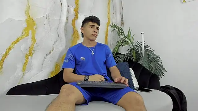 andrew rose  online show from 20, 9, 2025