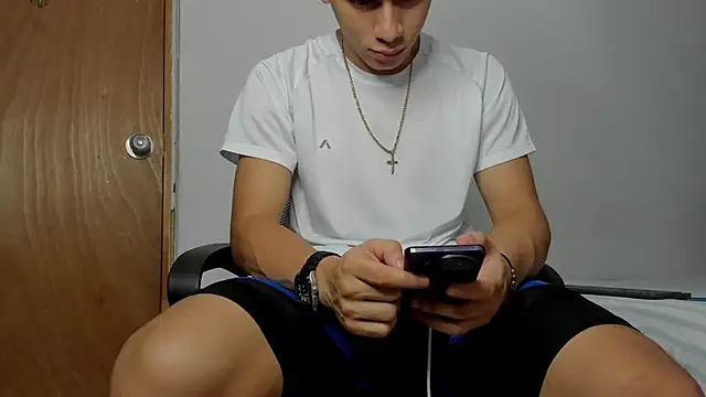 andrew rose  online show from 15, 3, 2026