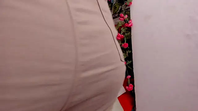 Elianissquirt online show from 15, 1, 2025