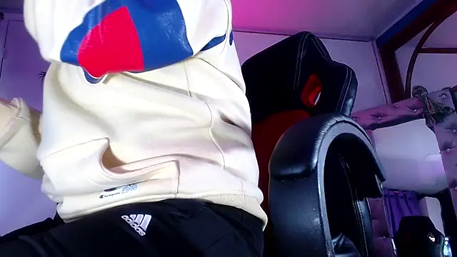 Lina23  online show from 8, 1, 2026