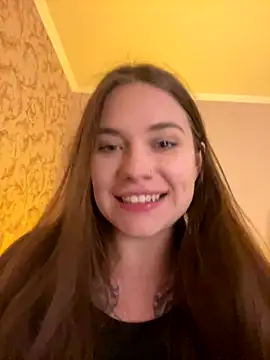 Snapshot of Vikki_toriya chatting on 2, 10, 2025 Vikki toriya online show from 2, 10, 2025