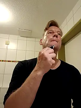 MArciQuarky online show from 4, 10, 2025