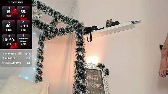 Snapshot of atena_hill chatting on 24, 12, 2024 atena hill online show from 24, 12, 2024