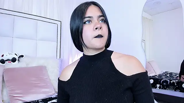 Snapshot of atena_hill chatting on 10, 1, 2025 atena hill online show from 10, 1, 2025