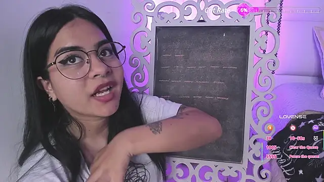 Snapshot of atena_hill chatting on 20, 2, 2025 atena hill online show from 20, 2, 2025