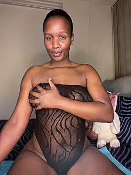 Snapshot of Kinkyy_ chatting on 13, 2, 2025 Kinkyy online show from 13, 2, 2025