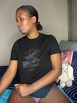 Snapshot of Kinkyy_ chatting on 19, 2, 2025 Kinkyy online show from 19, 2, 2025