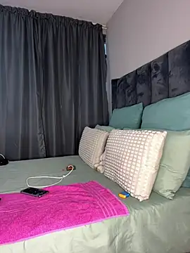 Kinkyy  online show from 8, 5, 2026