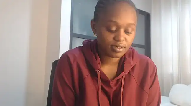 Snapshot of Lafaye19 chatting on 19, 12, 2024 Lafaye19 online show from 19, 12, 2024