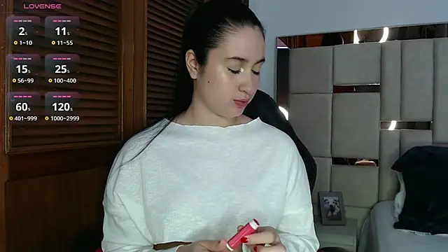 sofiaduque 26 online show from 14, 12, 2024