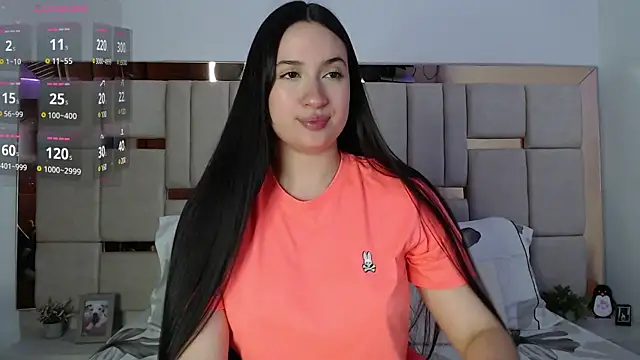 sofiaduque 26 online show from 5, 3, 2025