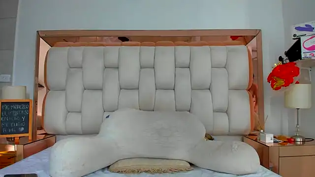 emilyparkerr01 online show from 10, 10, 2025