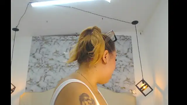 Kathiasaints online show from 5, 4, 2026