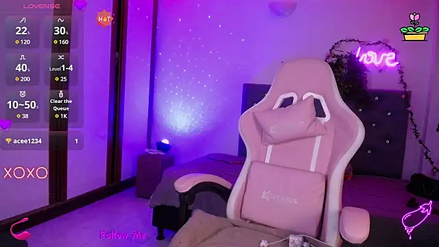 SexyLuna   online show from 8, 1, 2025