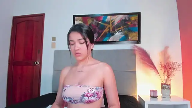 LeaahCarter online show from 13, 2, 2025