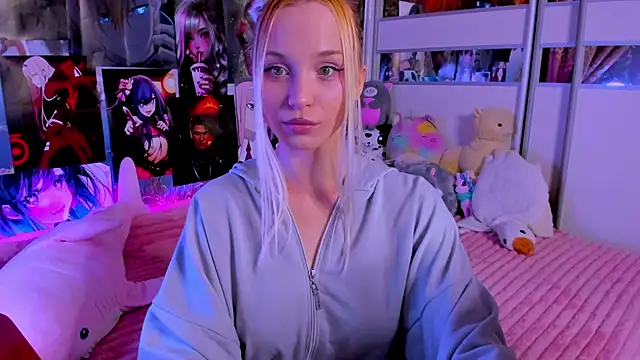 Cute  Pony online show from 10, 6, 2026