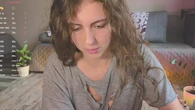 Snapshot of Sereta_Finn chatting on 22, 9, 2025 Sereta Finn online show from 22, 9, 2025