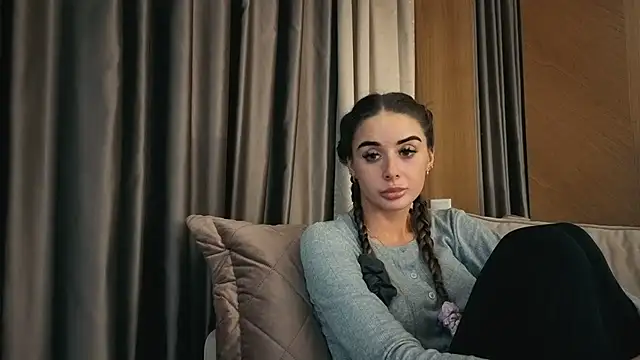 Snapshot of your_bunnygirl chatting on 3, 11, 2025 your bunnygirl online show from 3, 11, 2025