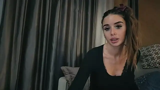 Snapshot of your_bunnygirl chatting on 15, 11, 2025 your bunnygirl online show from 15, 11, 2025